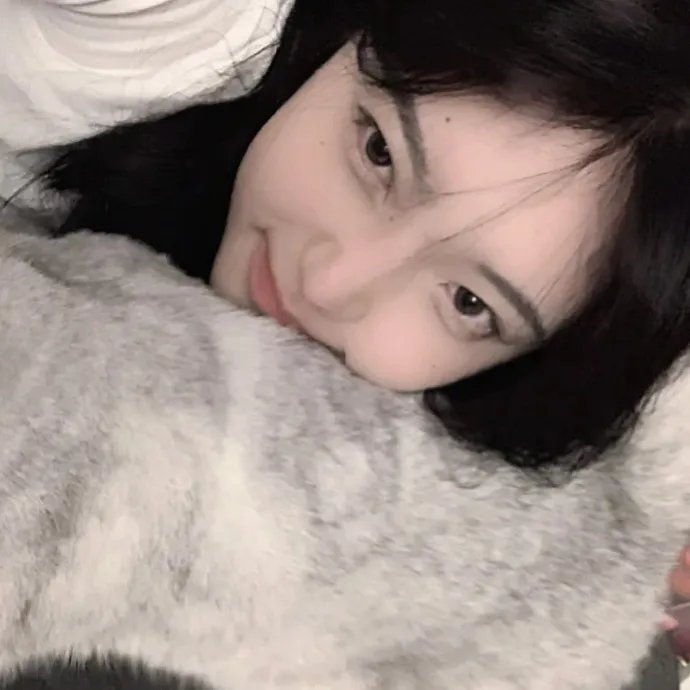 求救眨眨眼